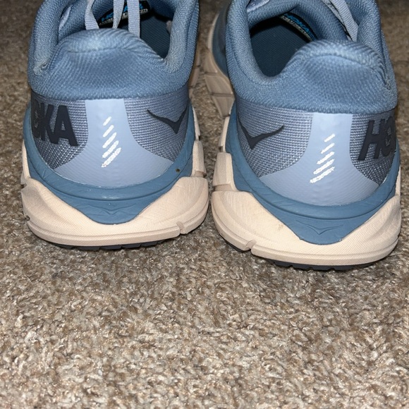 HOKA Arahi 5 blue size 8 gently worn - Picture 4 of 5